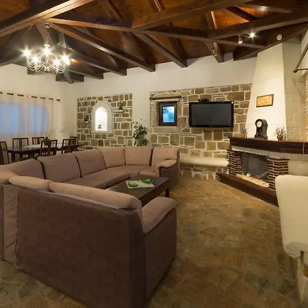 Luxury Froso *